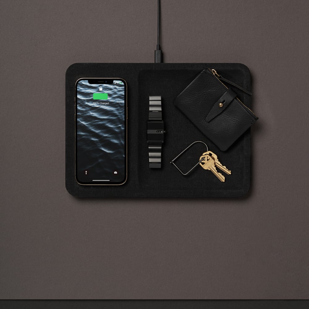 Courant CATCH:3 Essentials Wireless Charging Pad by Courant